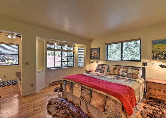 Holiday home With On-site Trails, 3 Mi To Dtwn!