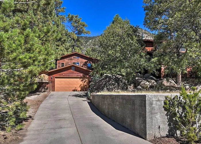 With On-site Trails, 3 Mi To Dtwn! Holiday home Flagstaff
